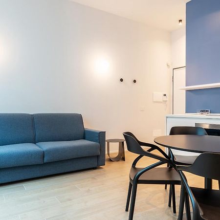 Easyhomes-City Centre Suites Milano Exterior foto