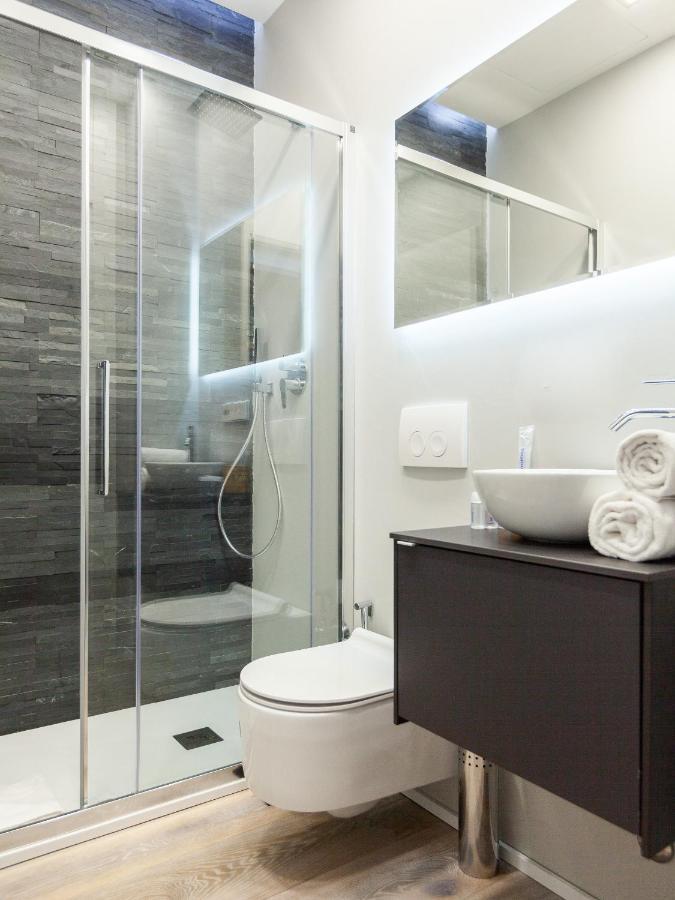 Easyhomes-City Centre Suites Milano Exterior foto