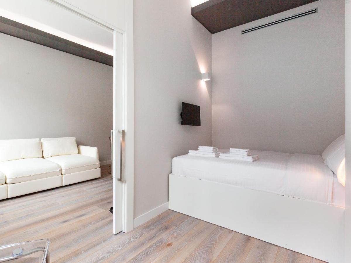 Easyhomes-City Centre Suites Milano Exterior foto