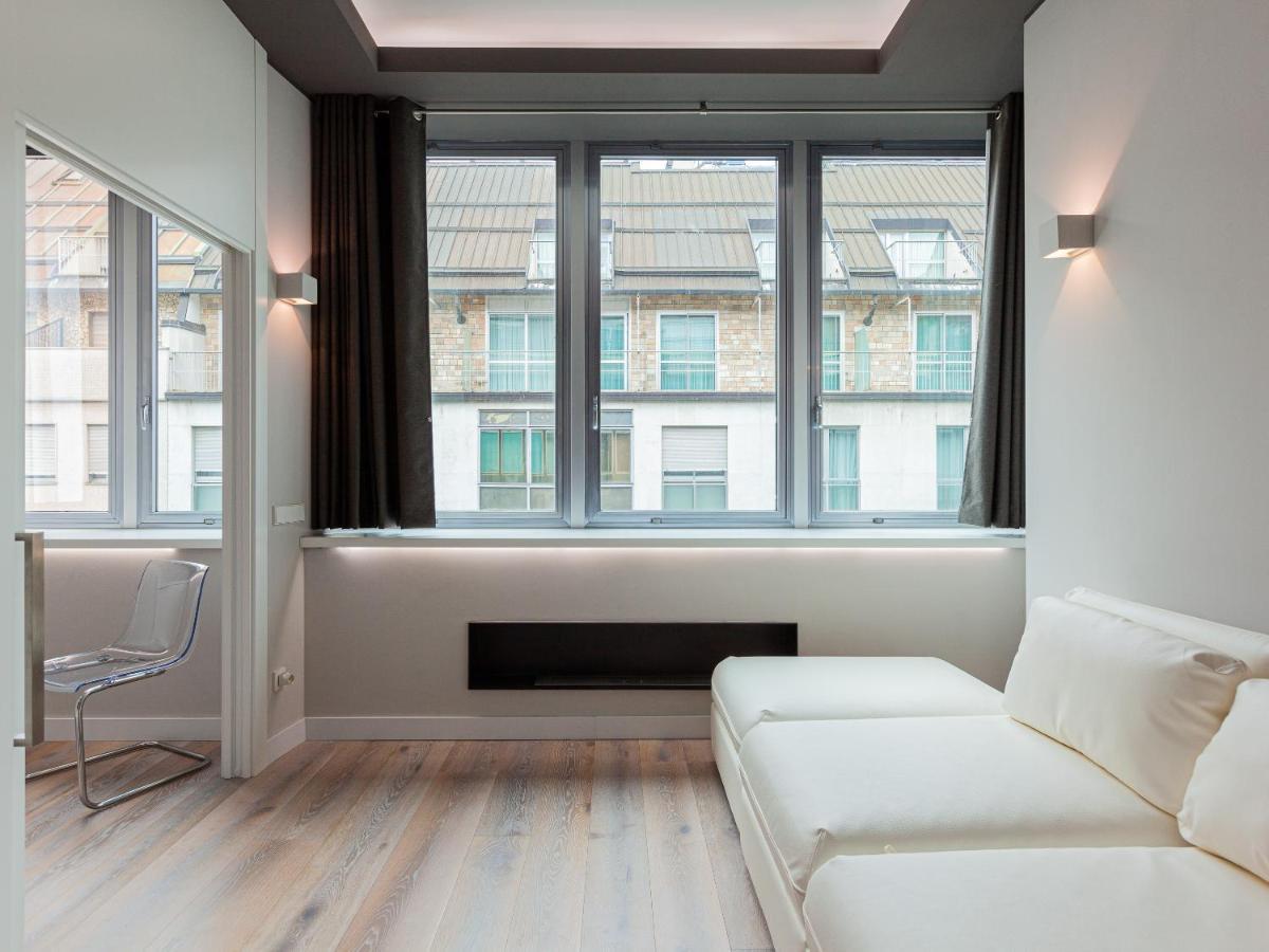 Easyhomes-City Centre Suites Milano Exterior foto