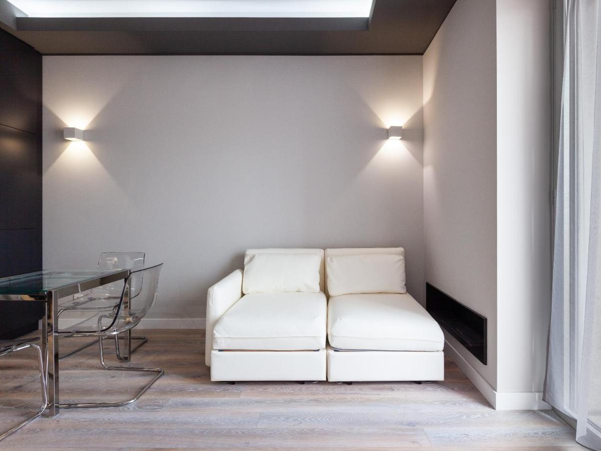 Easyhomes-City Centre Suites Milano Exterior foto