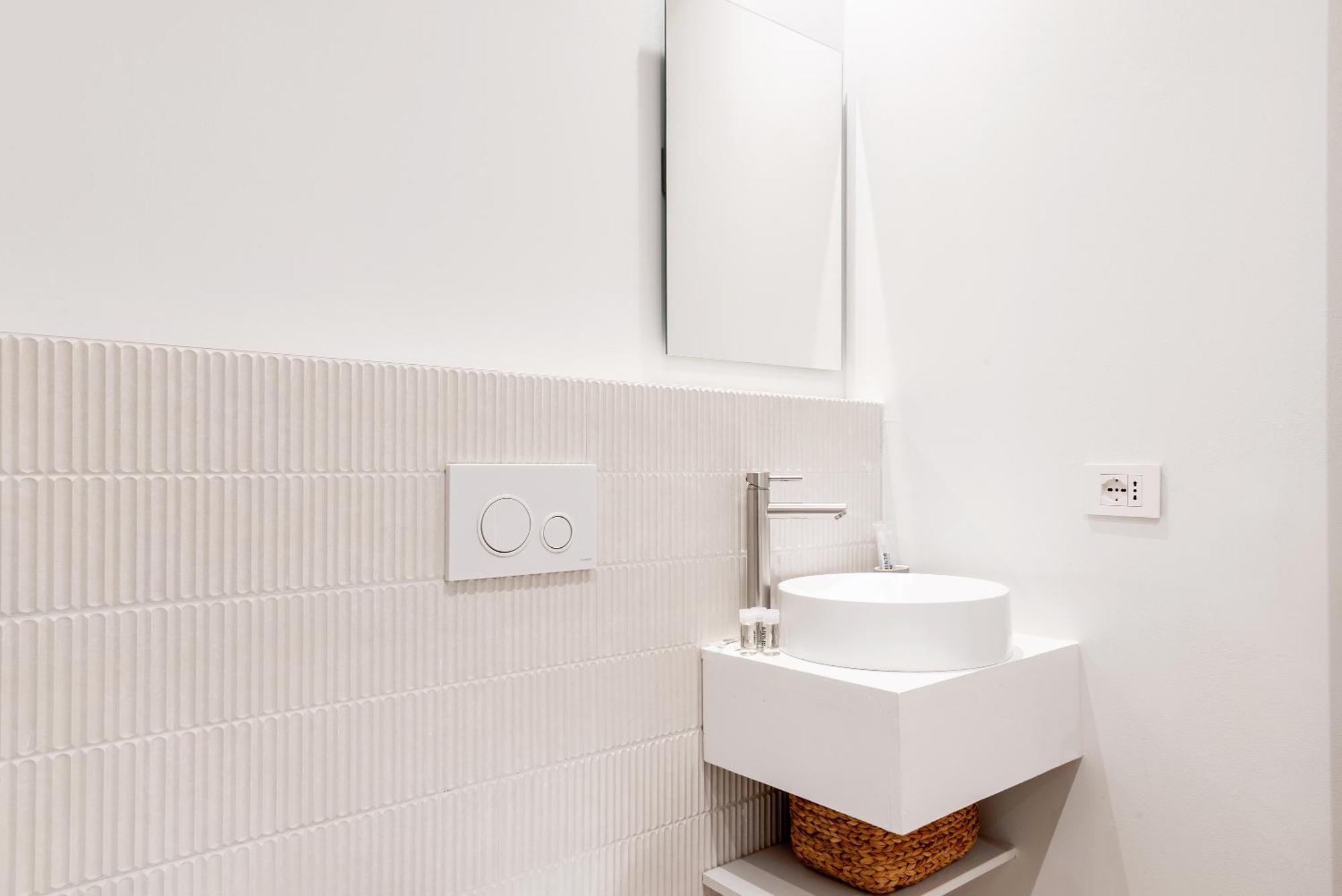 Easyhomes-City Centre Suites Milano Exterior foto