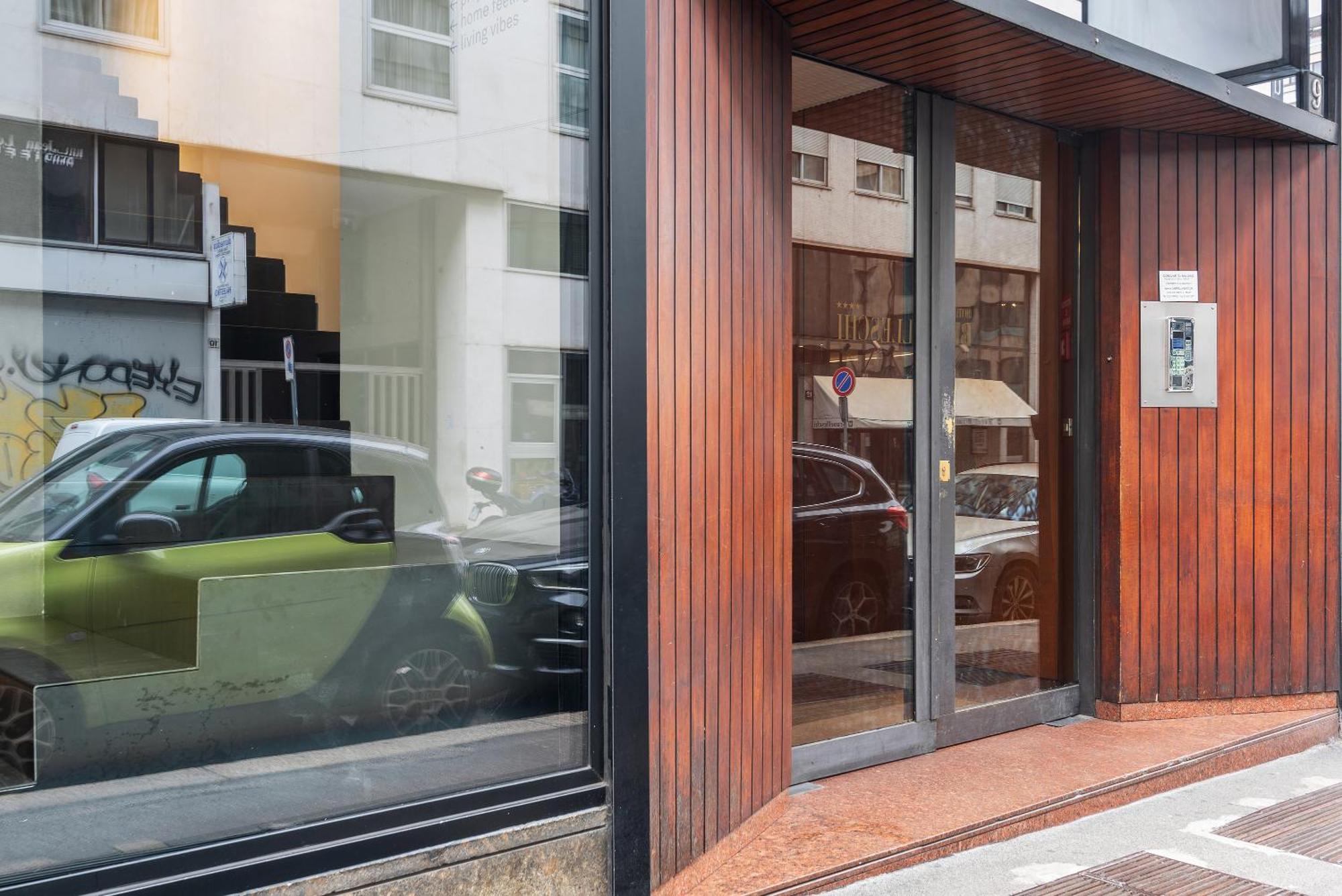 Easyhomes-City Centre Suites Milano Exterior foto