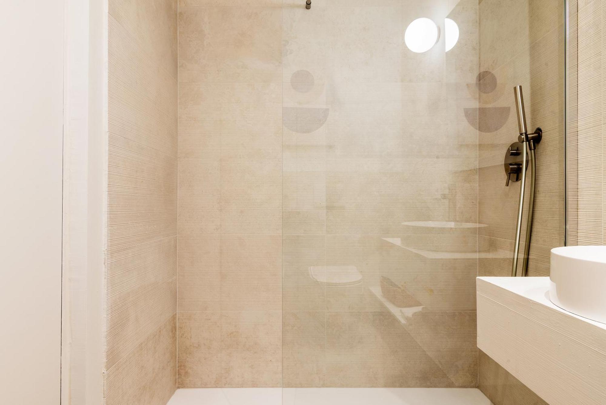 Easyhomes-City Centre Suites Milano Exterior foto